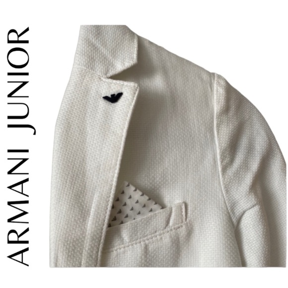 Armani Junior Boys Blazer size 11 fits more like 8-10